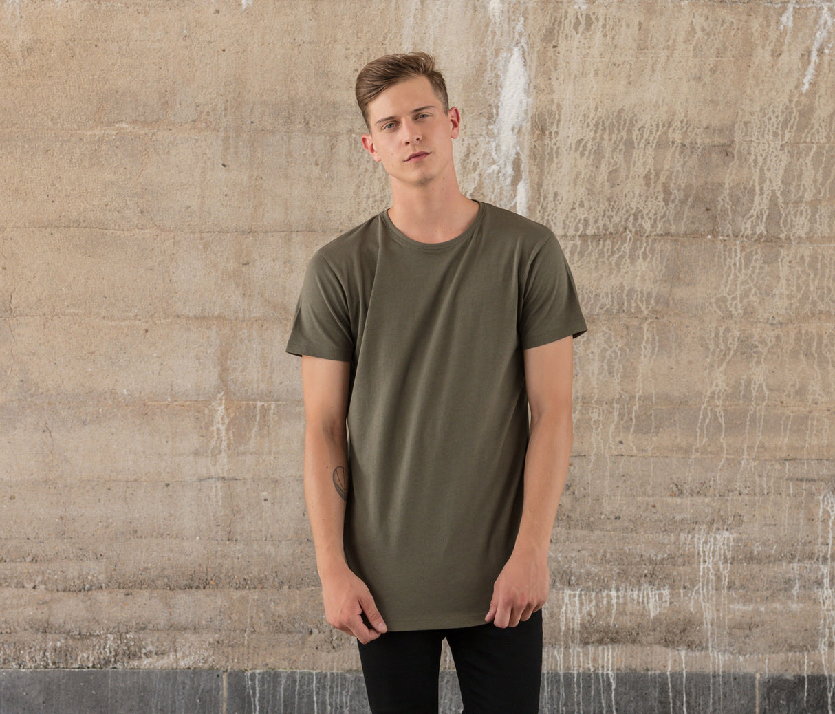 BUILD YOUR BRAND SHAPED LONG TEE