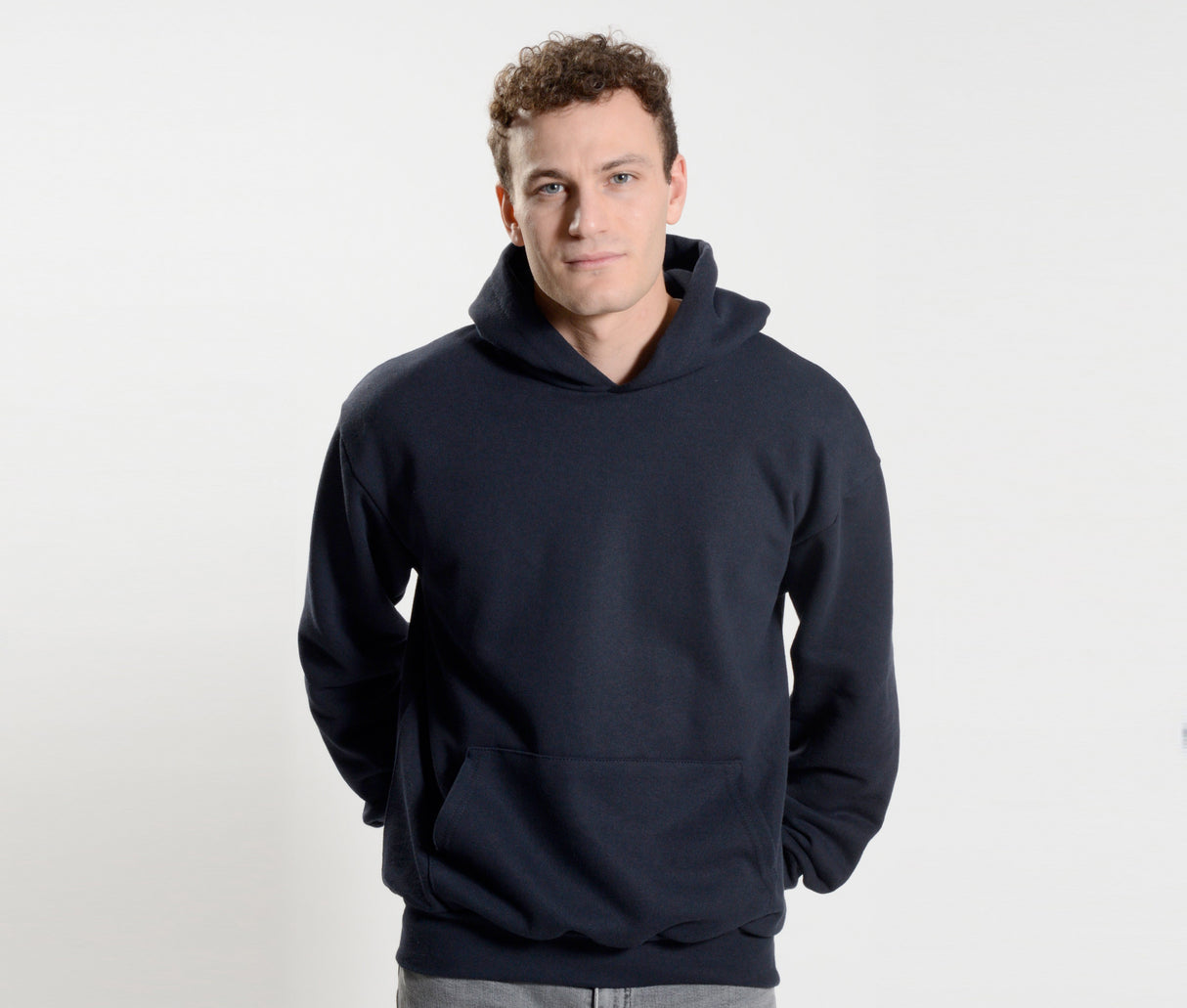 VESTI OVERSIZED HOODED SWEATSHIRT