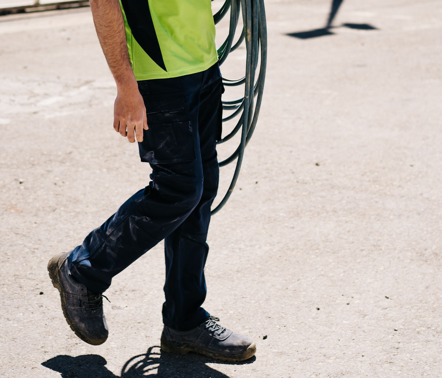 VELILLA MULTI-POCKET TROUSERS