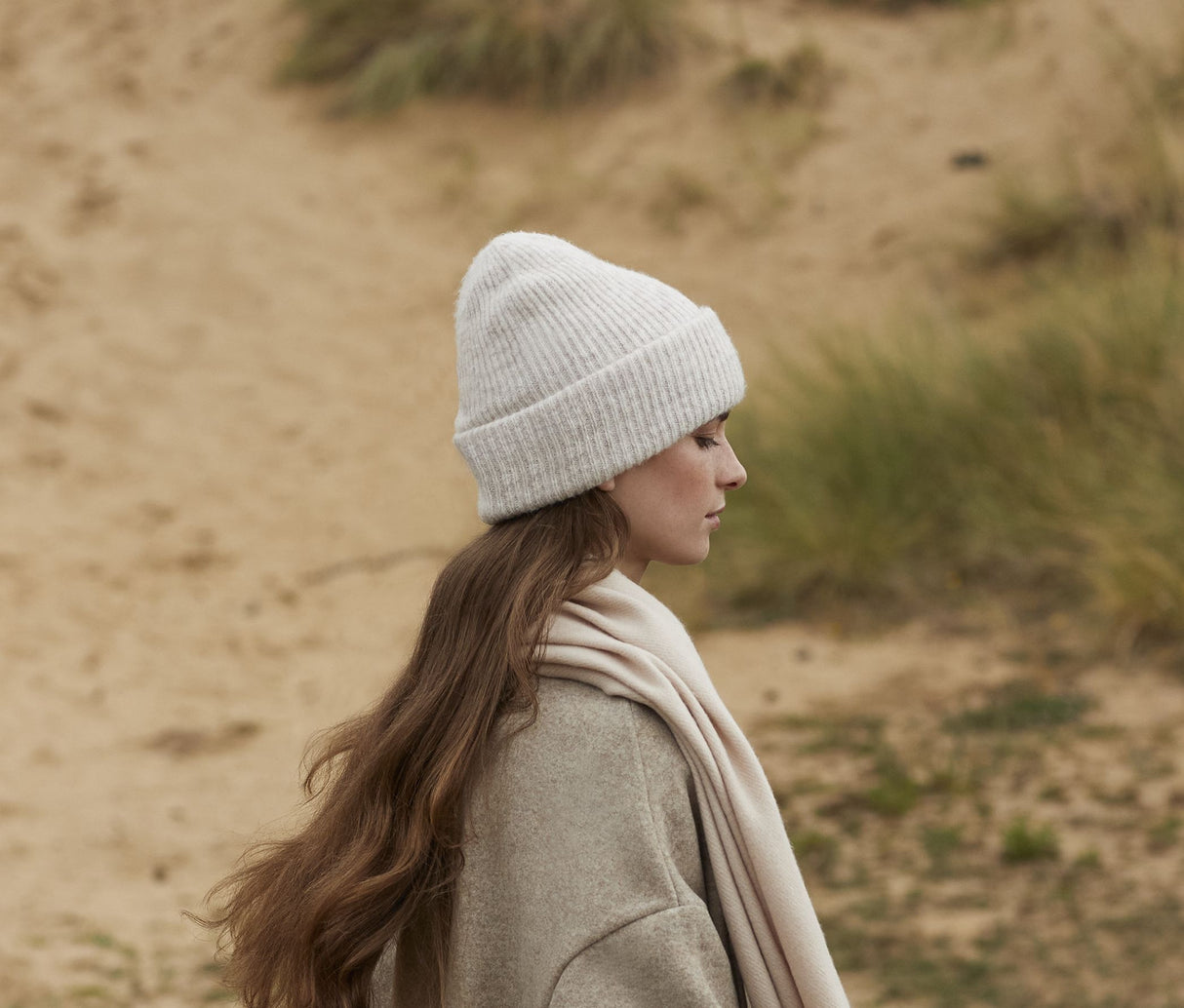 COZY RIBBED BEANIE