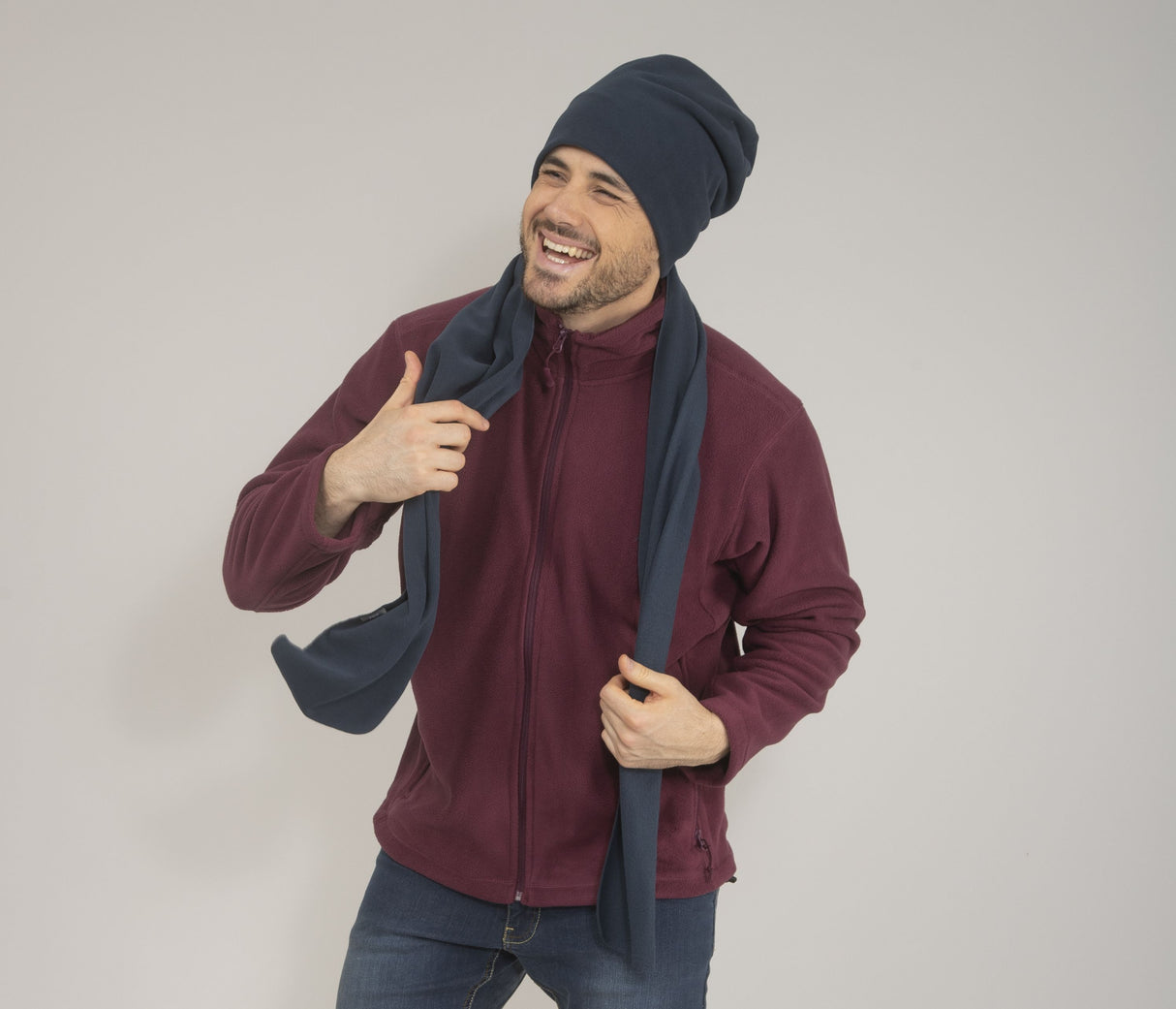 PEN DUICK SCARF